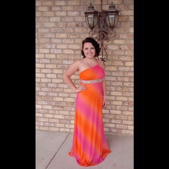 💖🧡✨Gorgeous Pink & Orange Prom Dress!💖🧡✨ - Picture 5 of 6